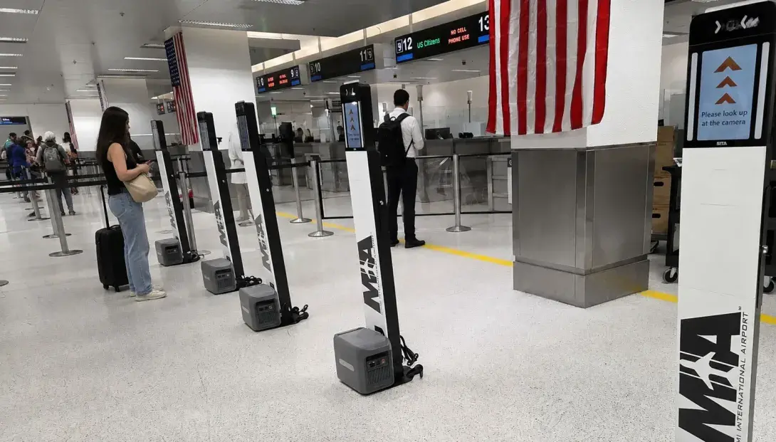 Control and Immigration Area, Miami airport